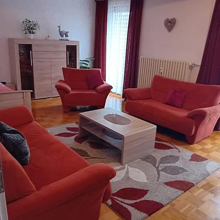 Rjs Lambach Gbr, Am Dorfplatz Apartment *