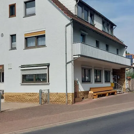 Rjs Lambach Gbr, Am Dorfplatz Apartment *