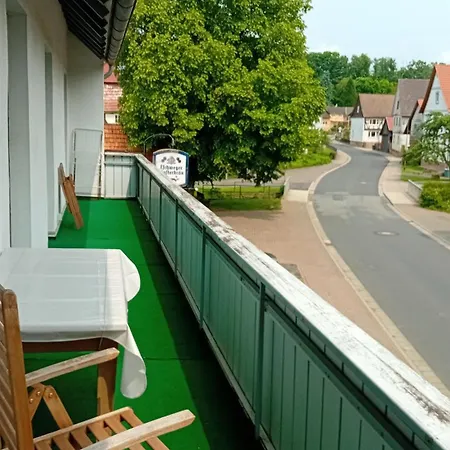 Rjs Lambach Gbr, Am Dorfplatz Appartement Waldkappel