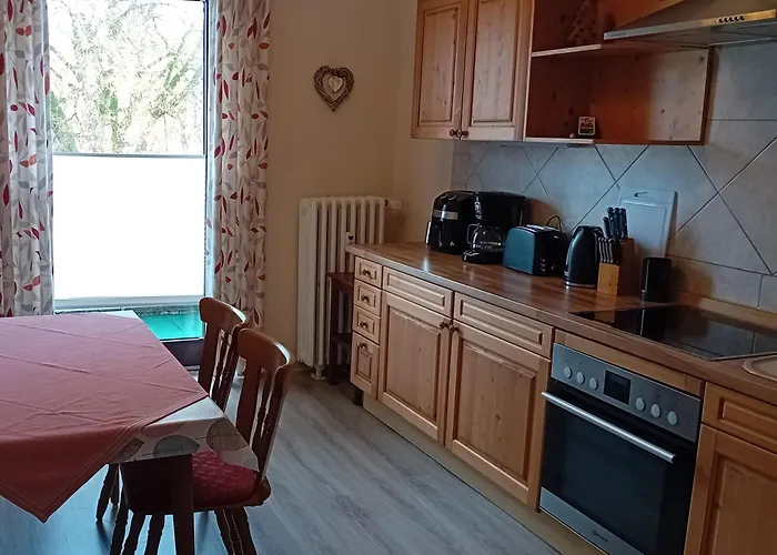 Rjs Lambach Gbr, Am Dorfplatz *